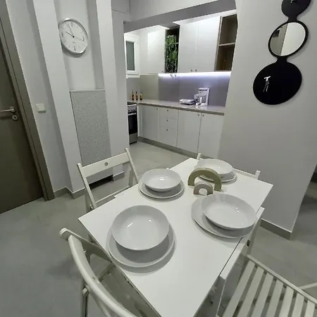 Urban Modern In Apartment Athens